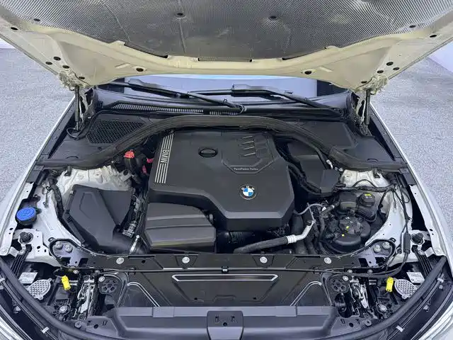 BMW 3 Series — фото 14