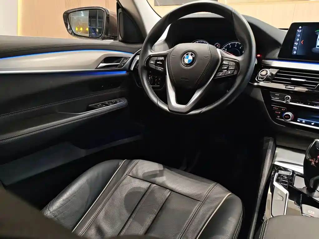 BMW 6 Series GT — фото 18