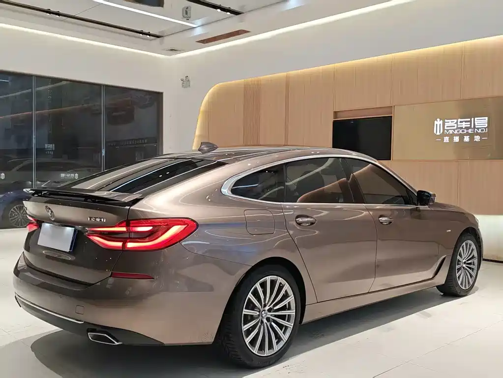 BMW 6 Series GT — фото 6