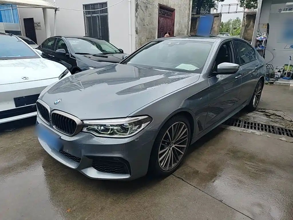 BMW 5 Series (Import) — фото 2