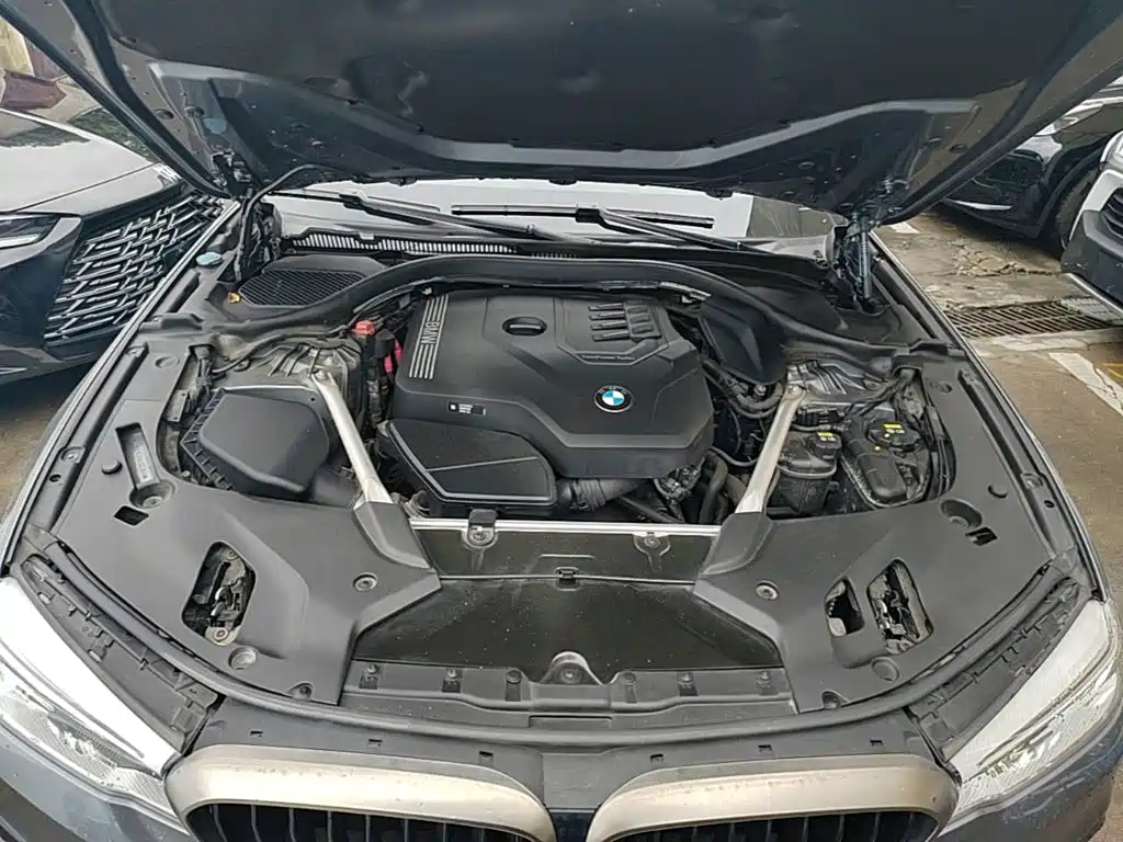 BMW 5 Series (Import) — фото 20