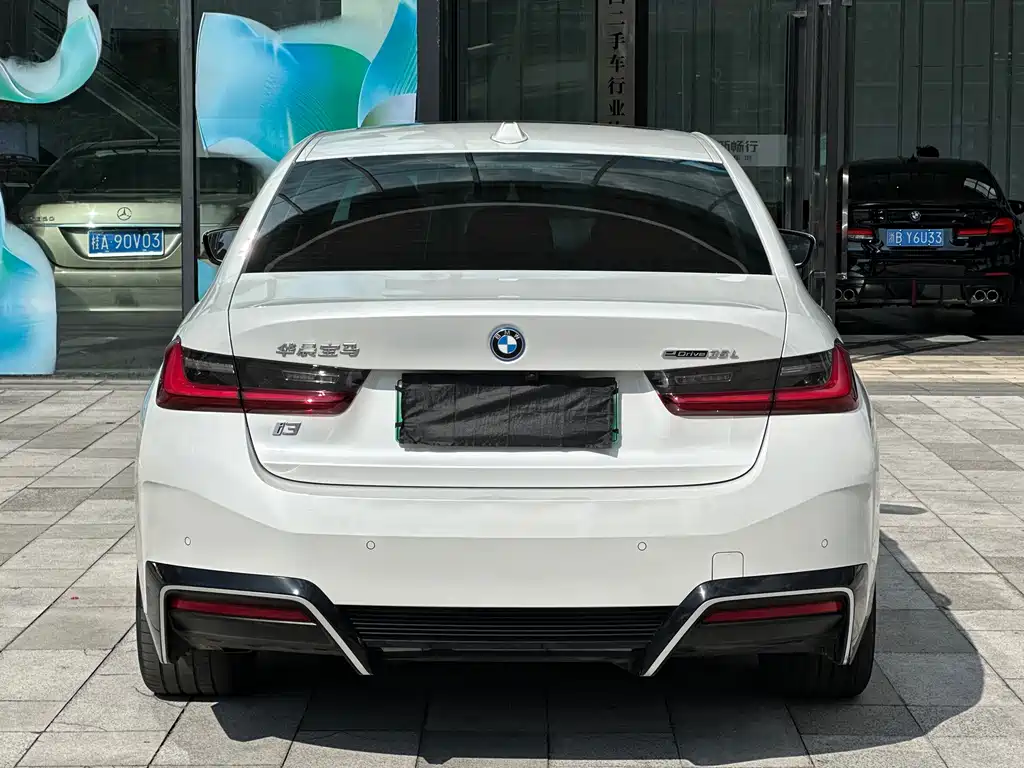 BMW i3 — фото 9