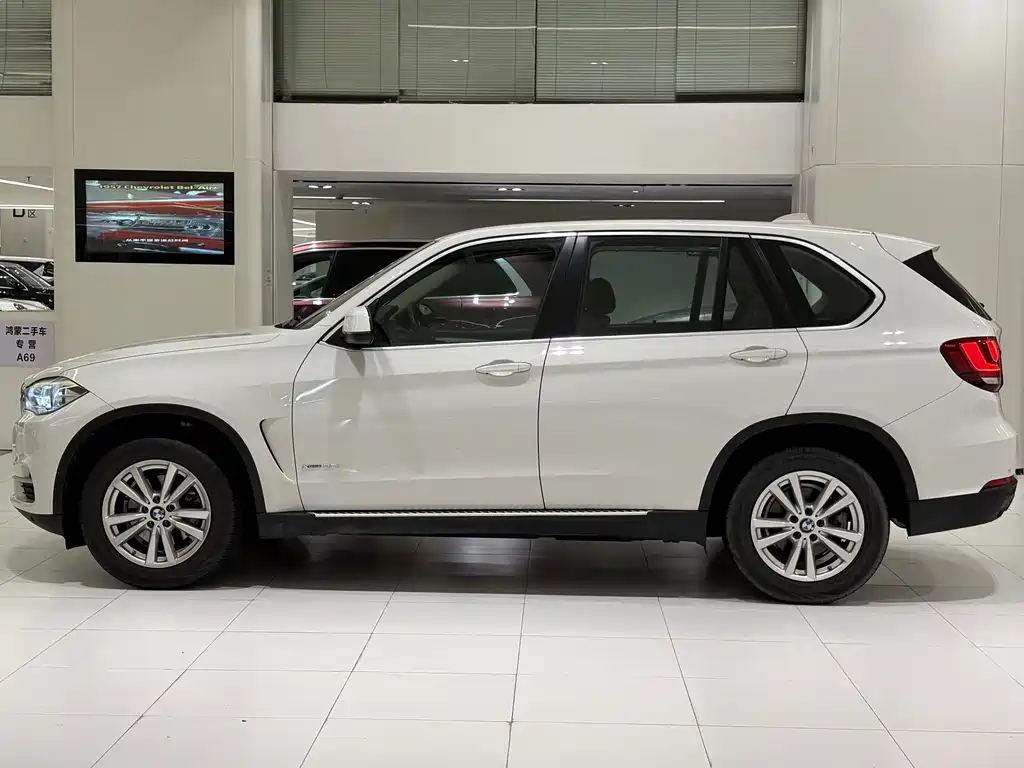 BMW X5 (Import) — фото 12