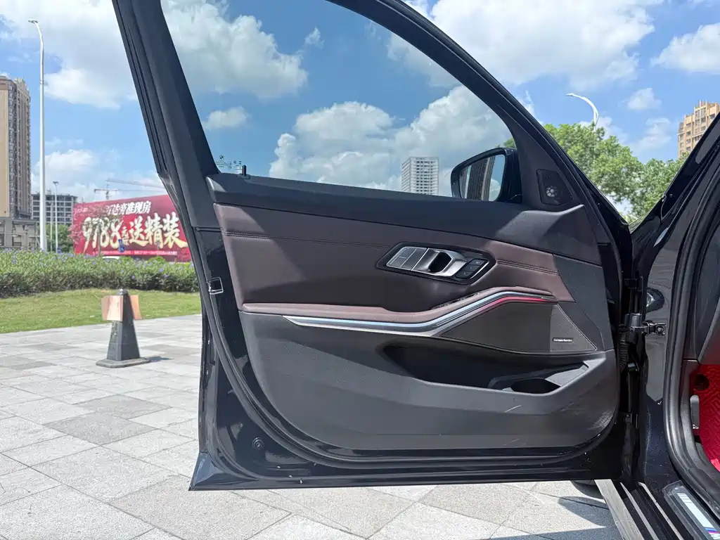 BMW 3 Series — фото 11