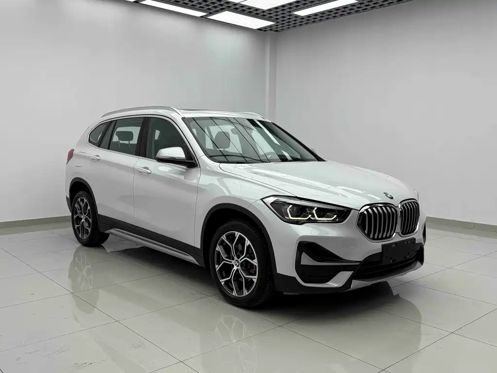 BMW X1 — фото 3