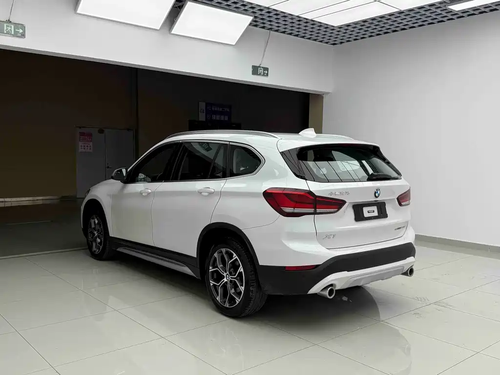 BMW X1 — фото 4
