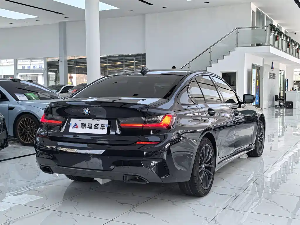 BMW 3 Series — фото 15