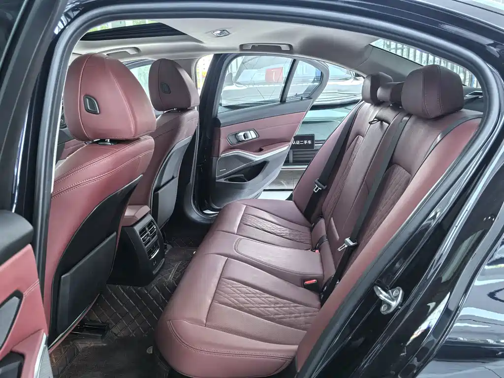 BMW 3 Series — фото 10