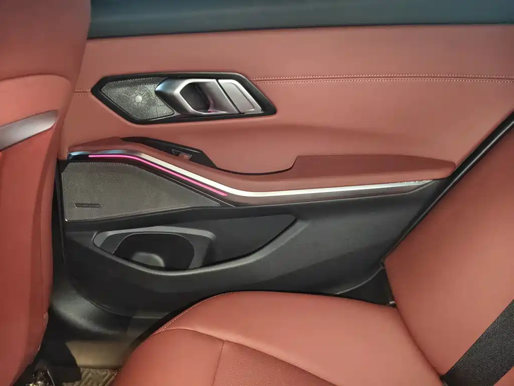 BMW 3 Series — фото 10