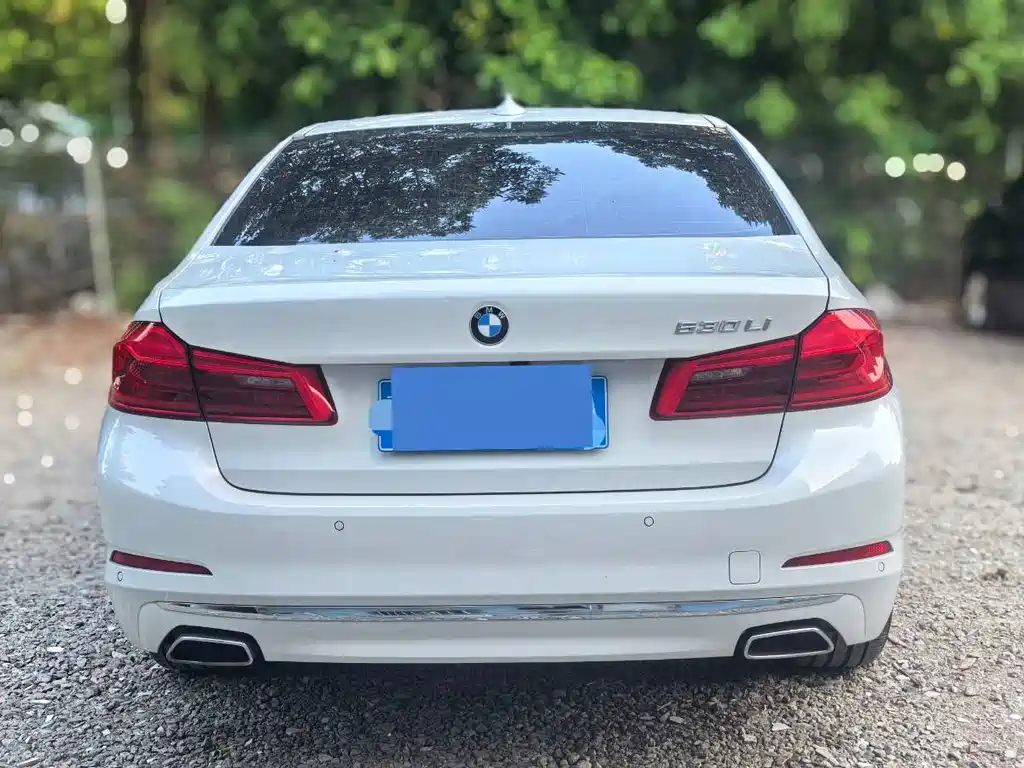 BMW 5 Series — фото 5