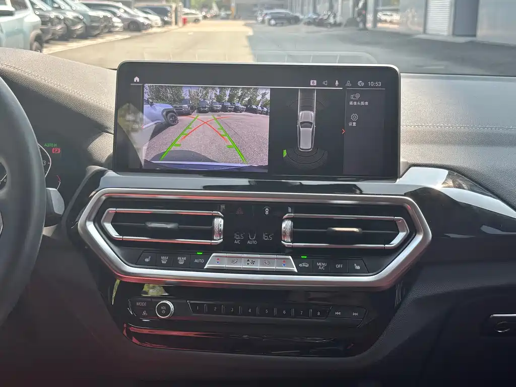 BMW X3 — фото 13