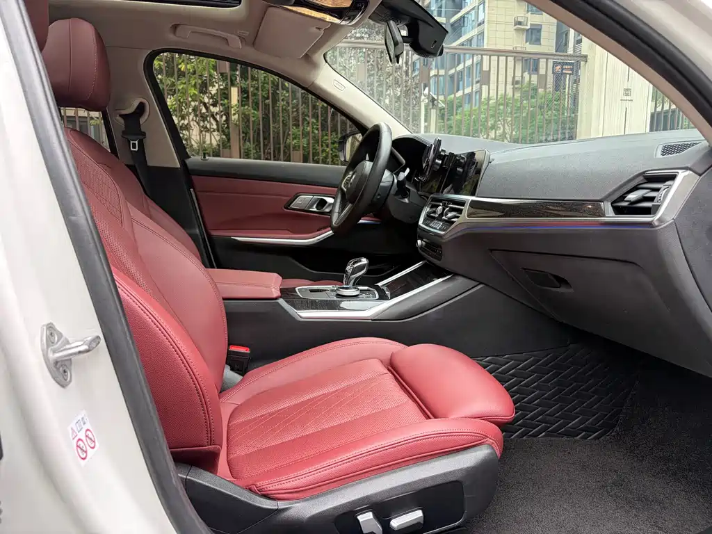 BMW 3 Series — фото 15