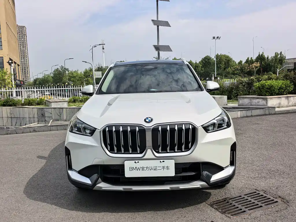 BMW X1 — фото 2