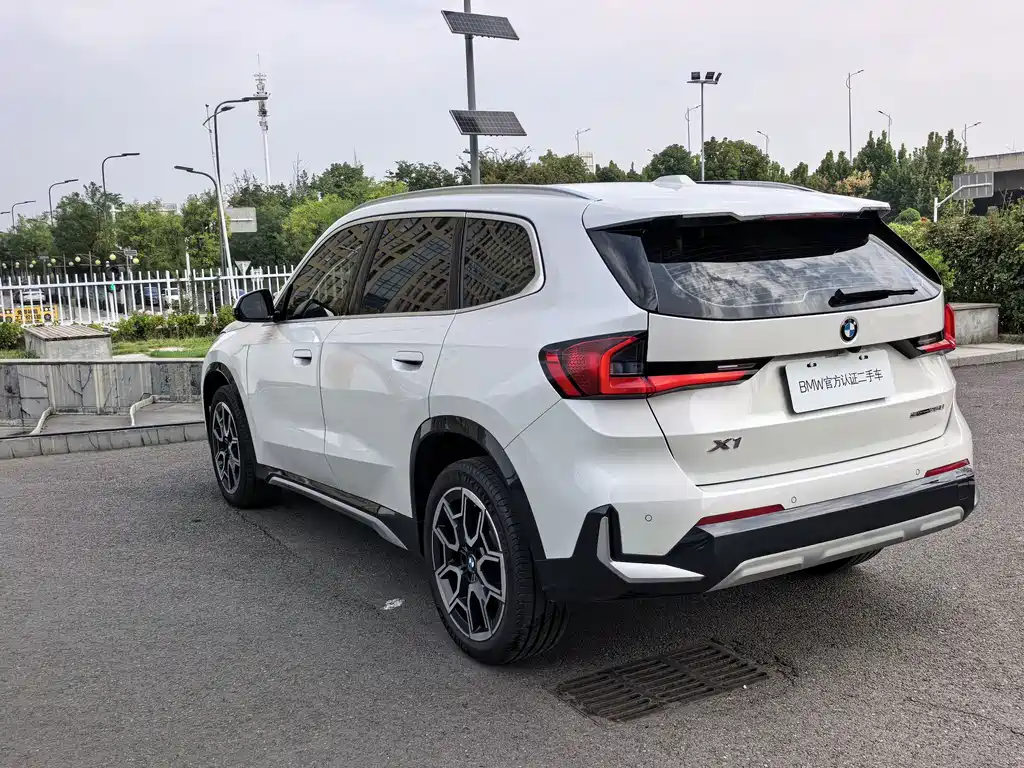BMW X1 — фото 19