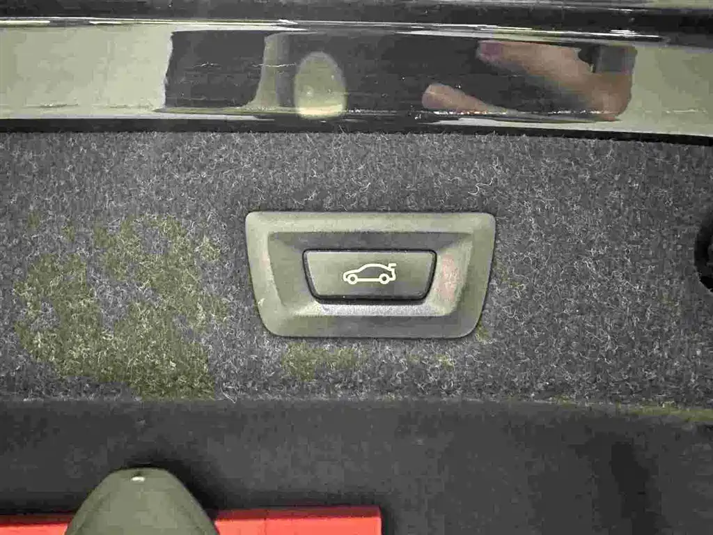 BMW 5 Series — фото 12
