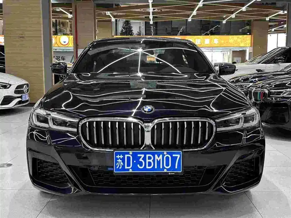 BMW 5 Series — фото 3