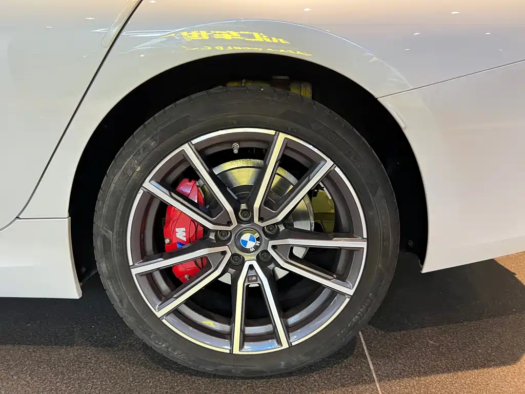 BMW 3 Series — фото 15
