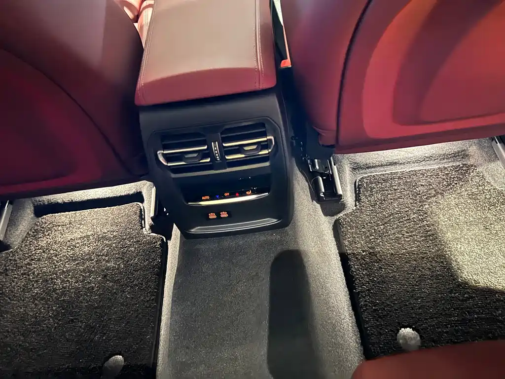 BMW 3 Series — фото 10
