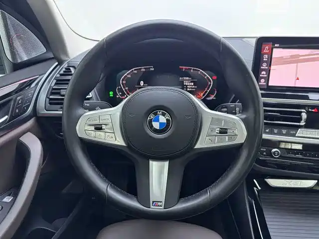 BMW X3 — фото 13
