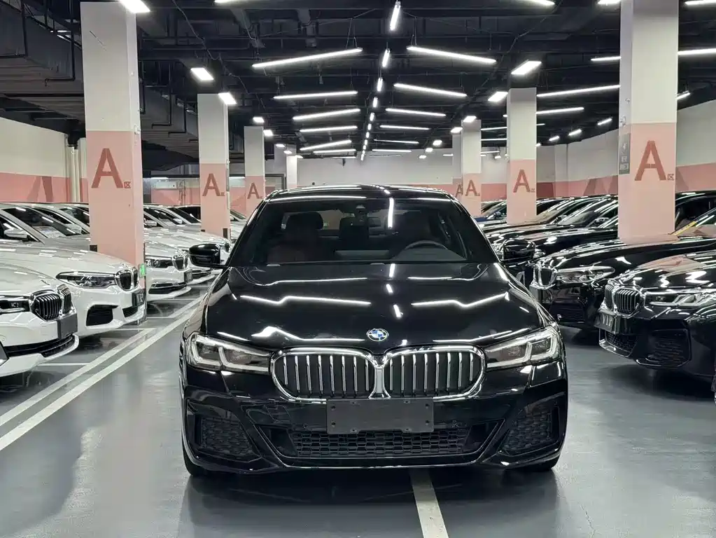BMW 5 Series — фото 2