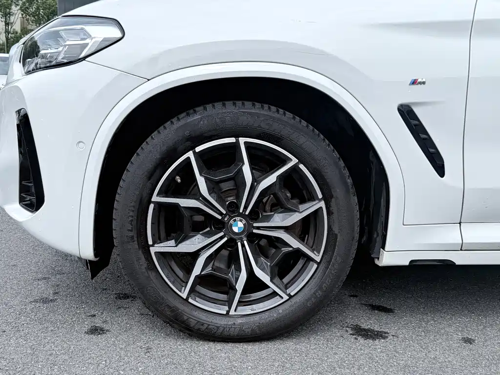 BMW X4 — фото 4