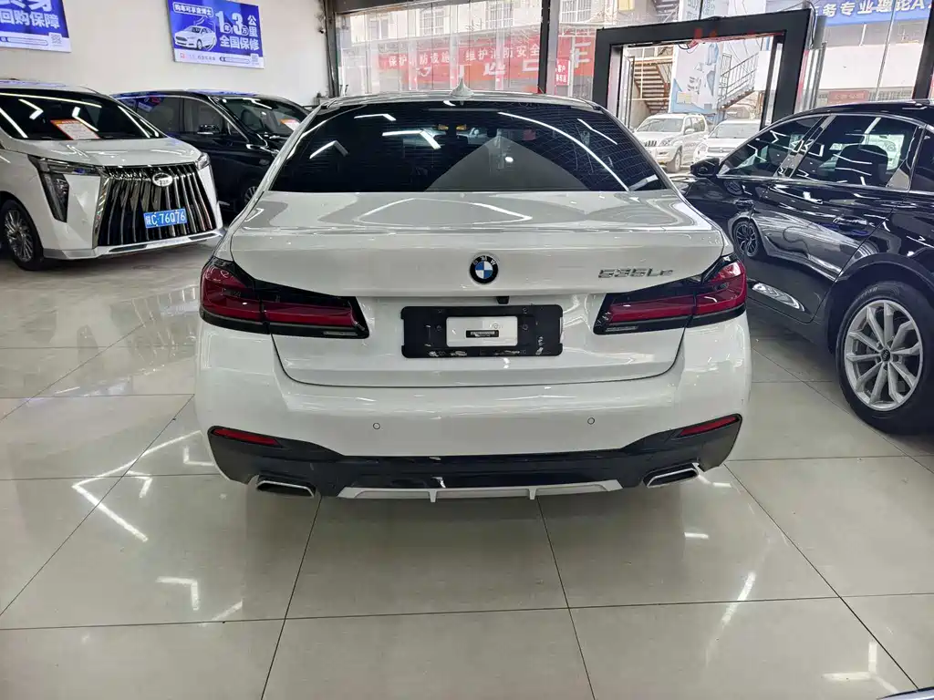 BMW 5 Series New Energy — фото 19