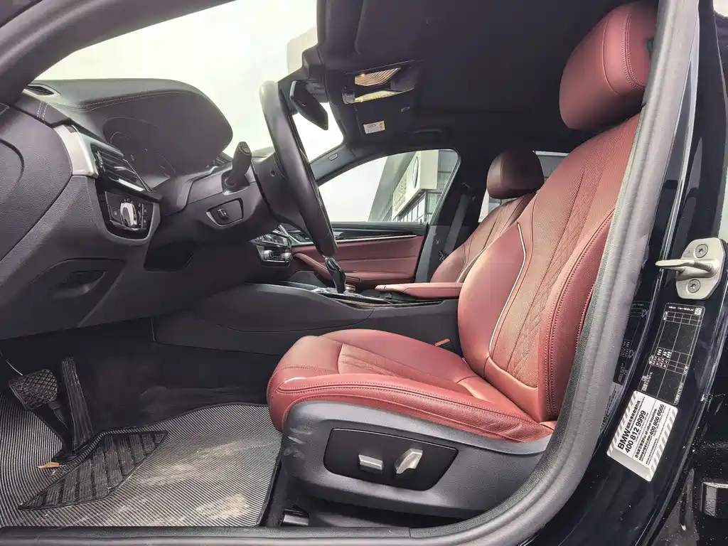 BMW 5 Series — фото 18