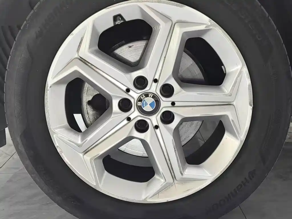 BMW X1 — фото 18