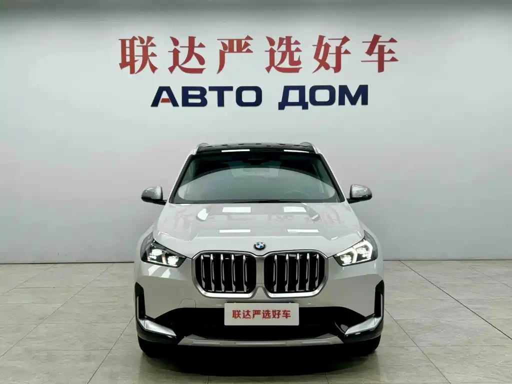 BMW X1 — фото 2
