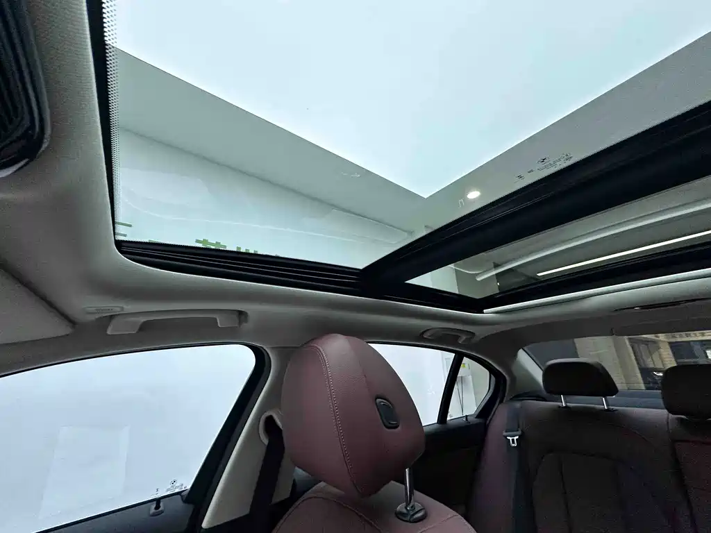 BMW 3 Series — фото 15