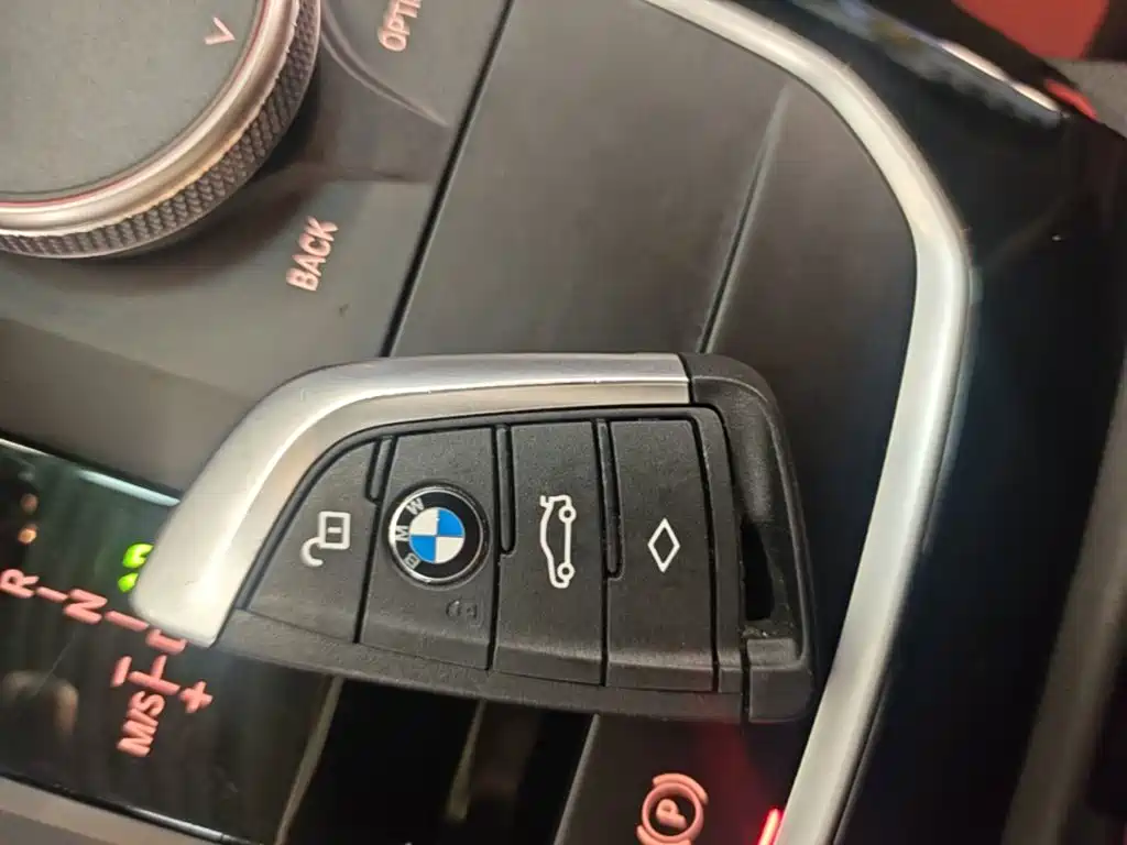 BMW X3 — фото 9