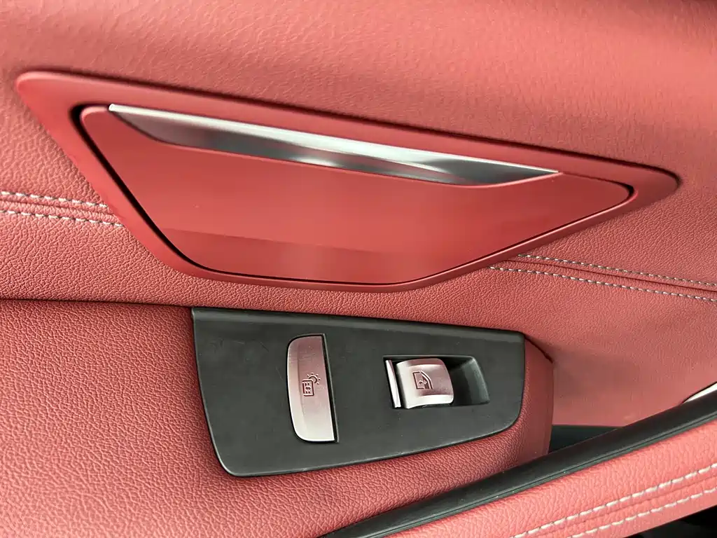 BMW 5 Series — фото 16