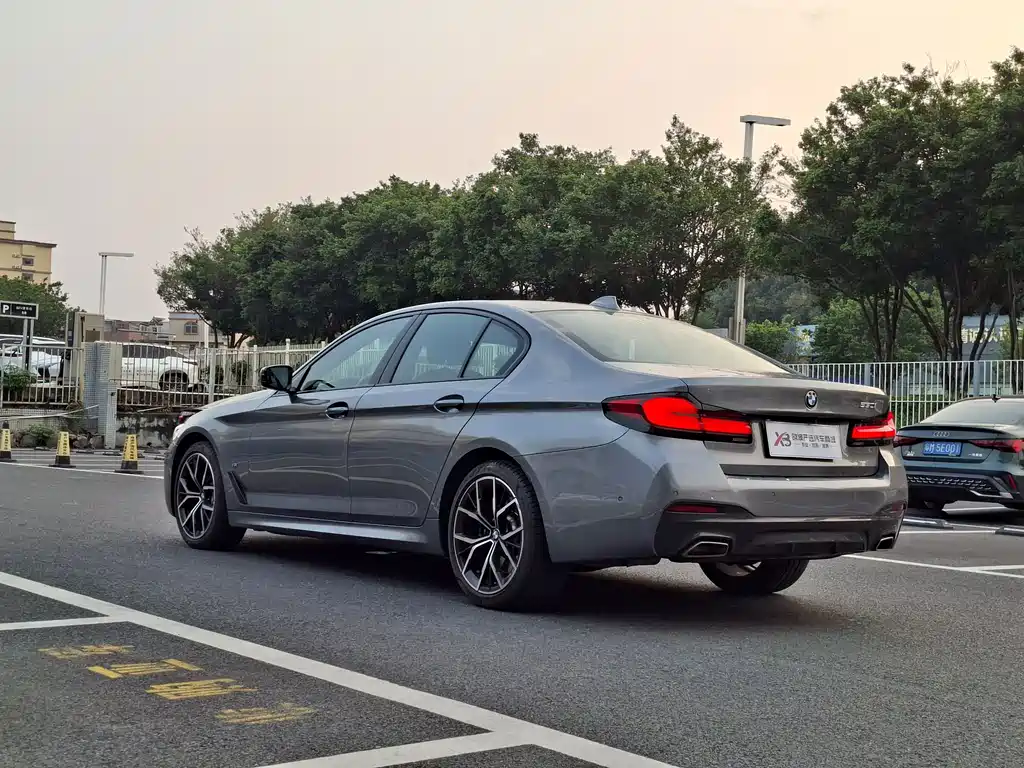 BMW 5 Series (Import) — фото 4