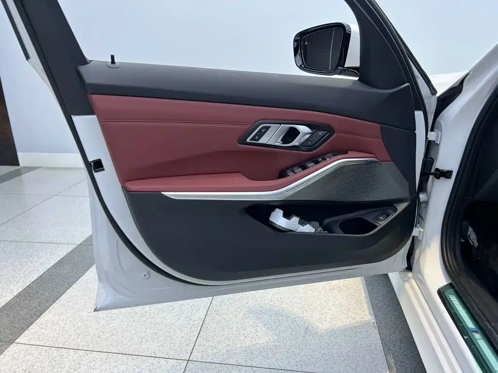 BMW 3 Series — фото 11