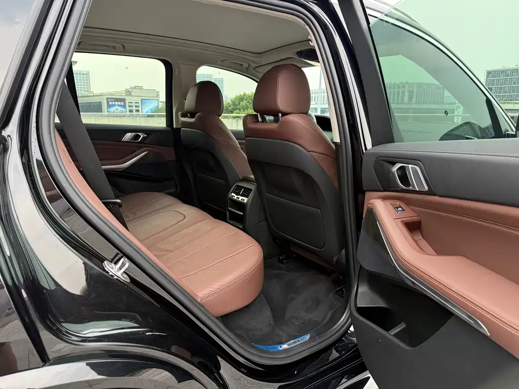 BMW X5 (Import) — фото 9