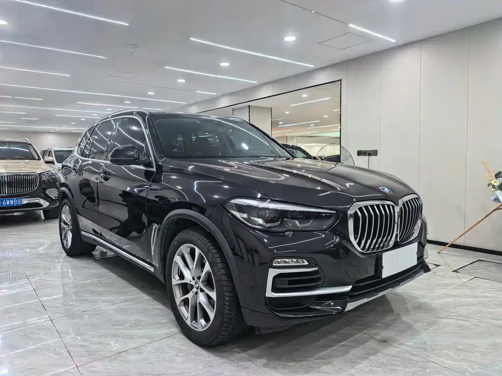 BMW X5 (Import) — фото 3