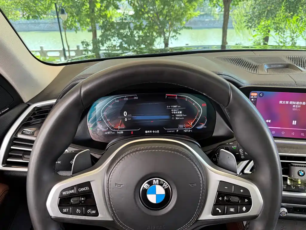 BMW X5 (Import) — фото 18