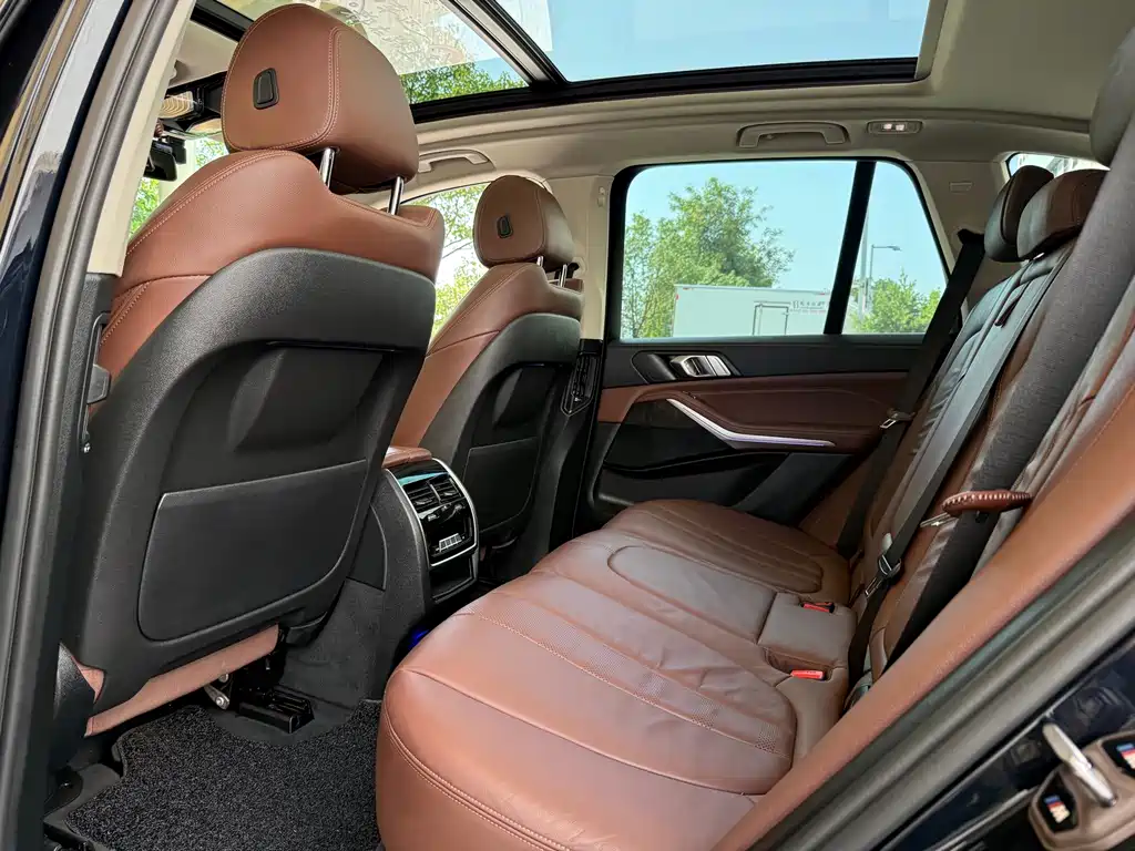 BMW X5 (Import) — фото 10