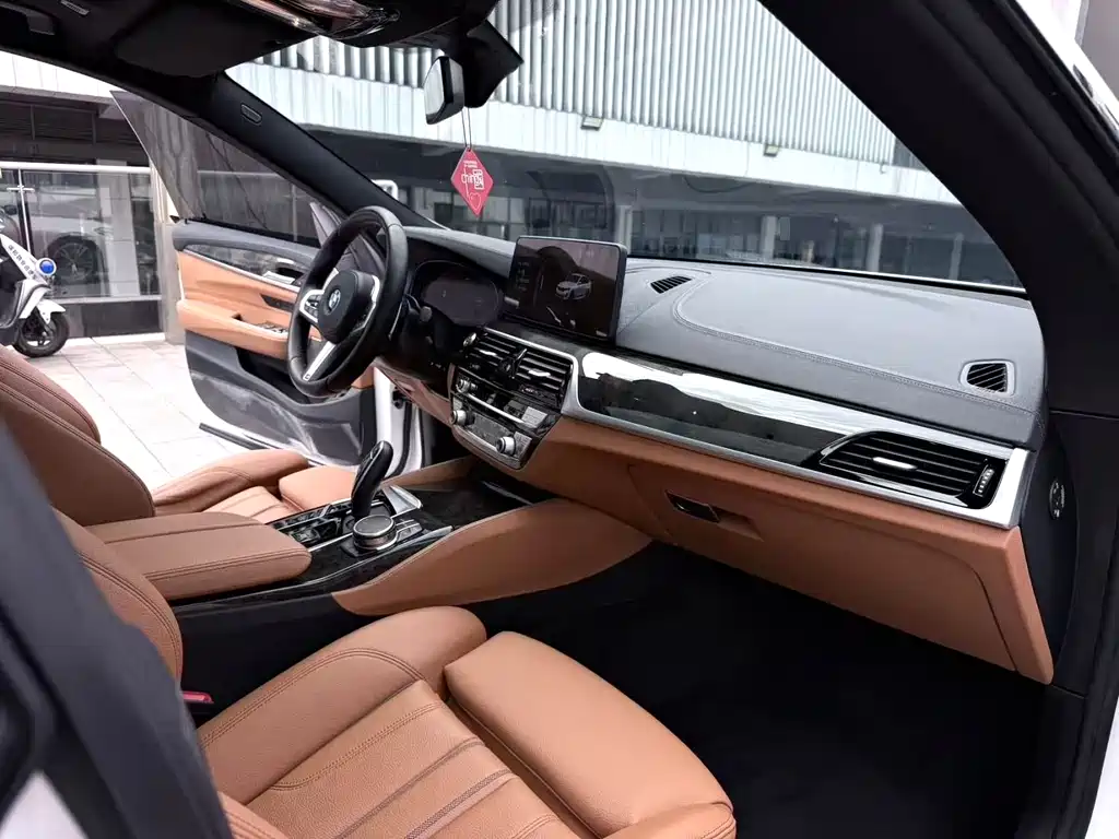 BMW 6 Series GT — фото 7