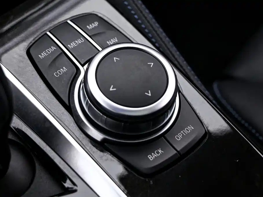 BMW 6 Series GT — фото 11