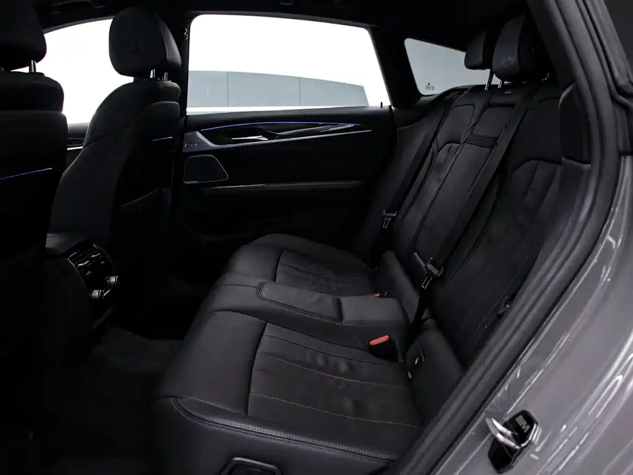 BMW 6 Series GT — фото 17