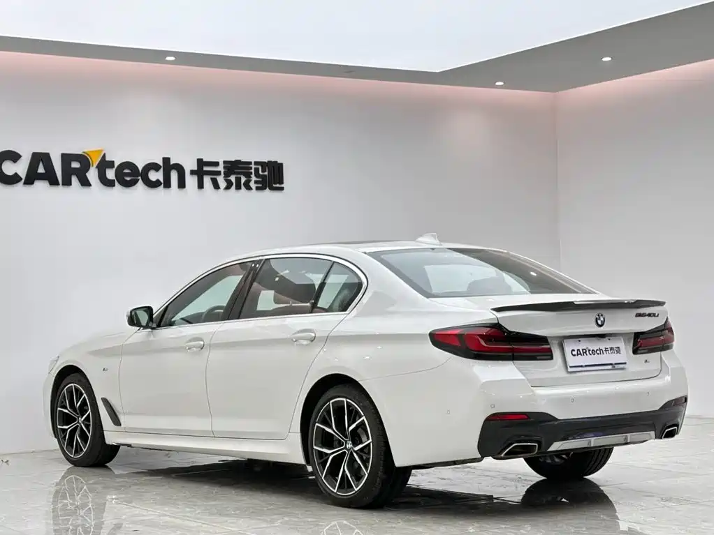 BMW 5 Series — фото 3