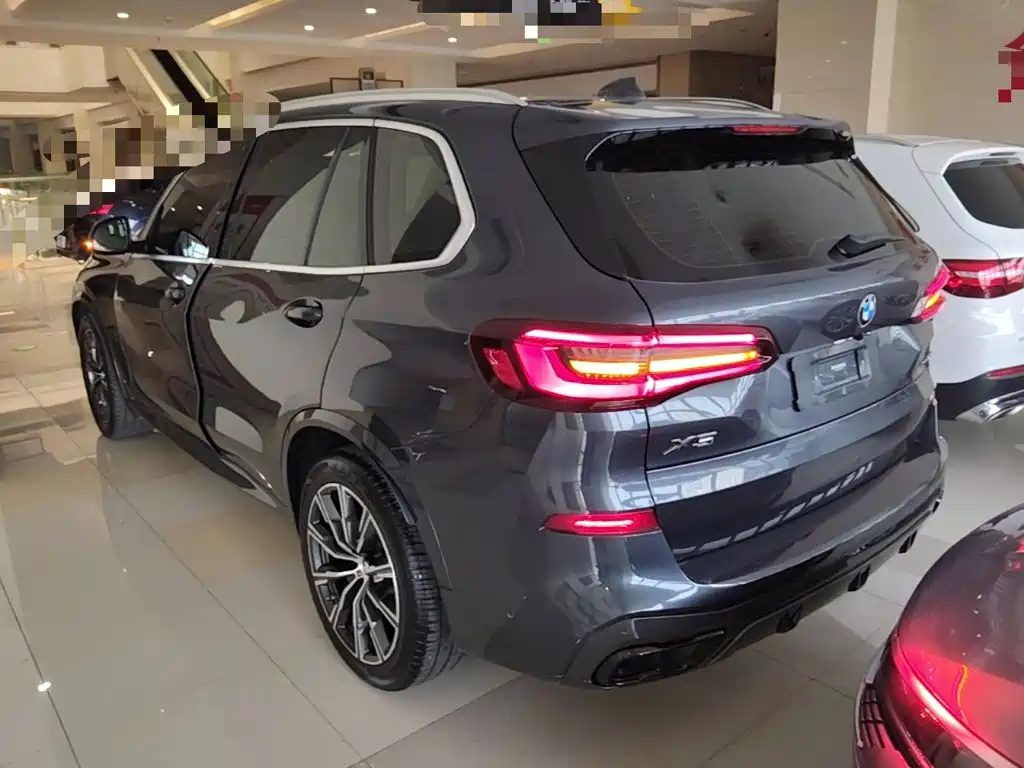 BMW X5 (Import) — фото 5