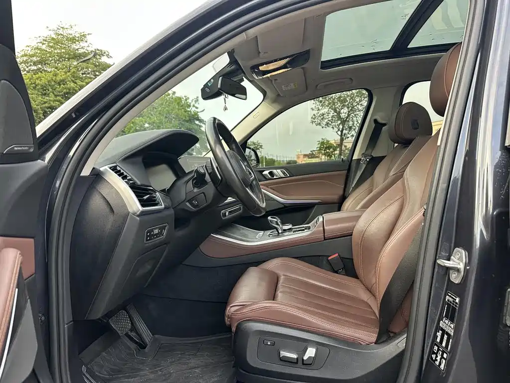 BMW X5 (Import) — фото 19