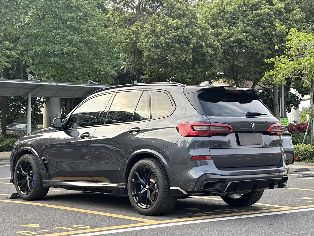 BMW X5 (Import) — фото 4
