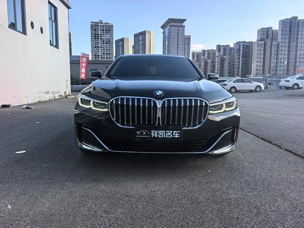 BMW 7 Series — фото 2