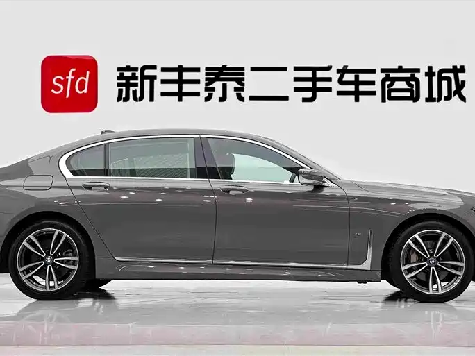 BMW 7 Series — фото 3