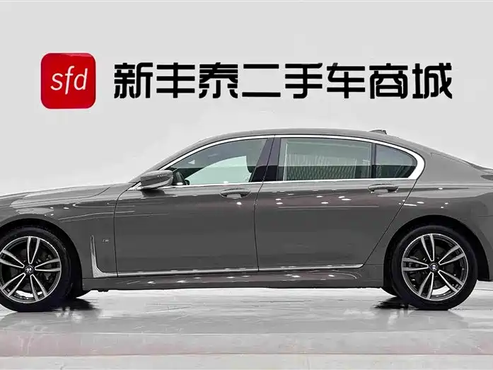 BMW 7 Series — фото 4