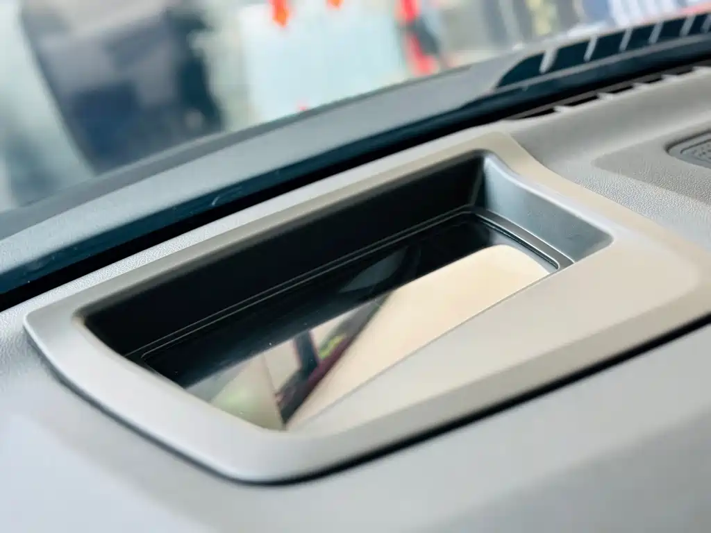 BMW X5 — фото 16