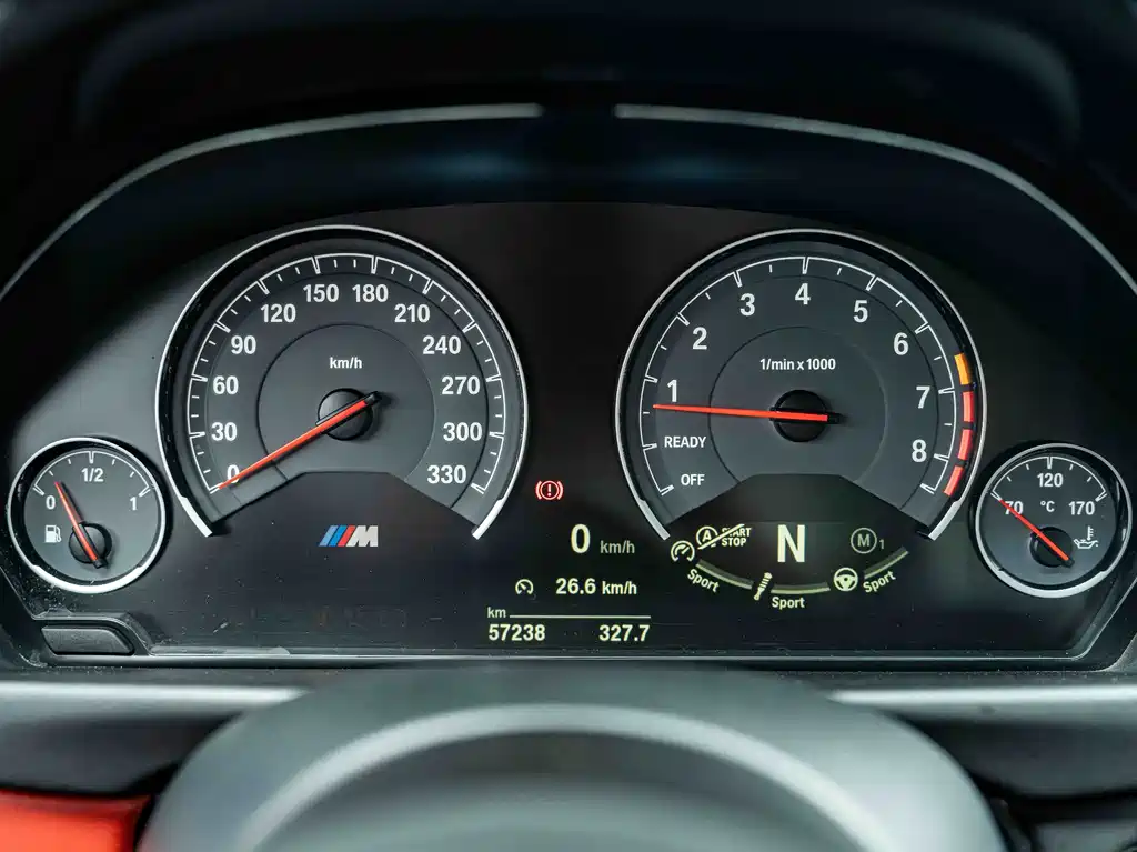 BMW M4 — фото 14